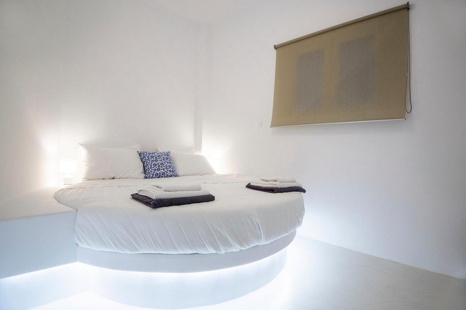Vourvoúlos Sunrise Villa Santorini מראה חיצוני תמונה